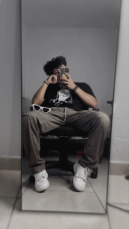 <em>Santiago D.</em>